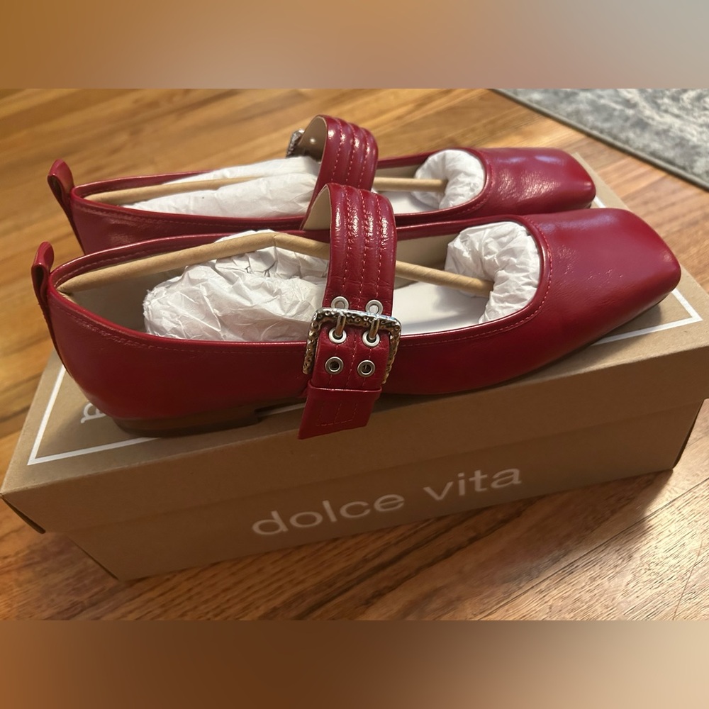 Dolce Vita Arora Ballet Flats Red Crinkle Patent